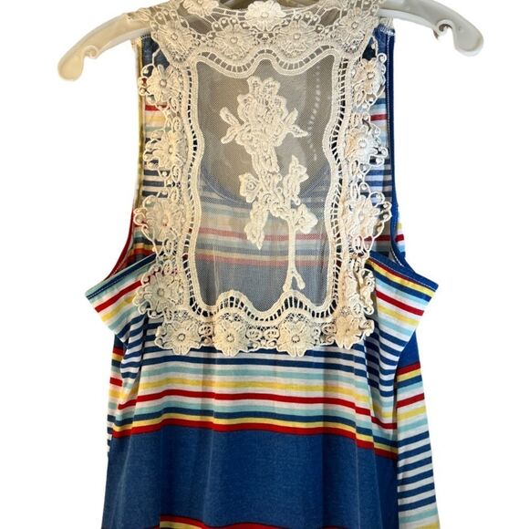 Pretty Rebellious‎ Maxi Dress - Picture 3 of 7